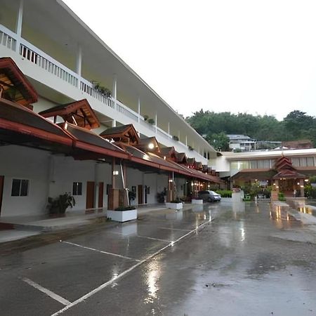 ปิยะพรฮิลล์ พาราไดซ์ Hotel แม่สาย ภายนอก รูปภาพ